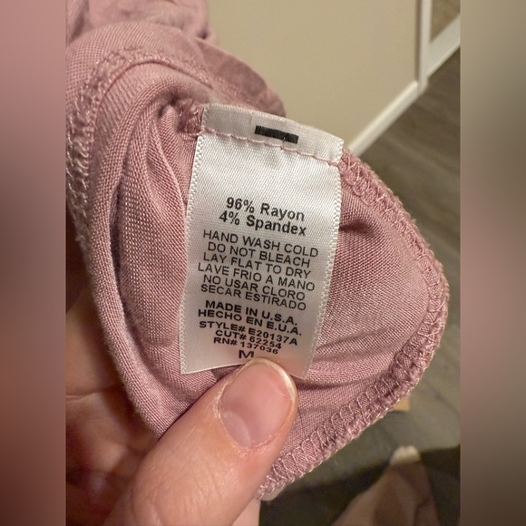 Ethereal Tanktop - Picture 6 of 6